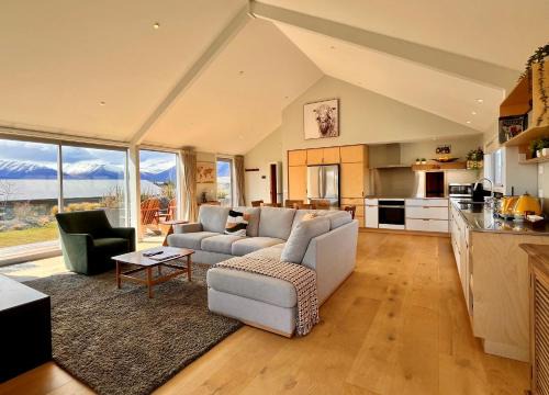 Tekapo House | Alpine Retreat - LAKE TEKAPO