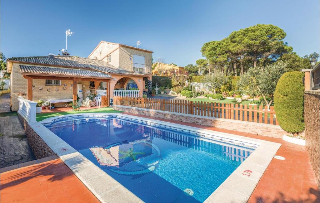 La Goba House | Amazing home in Vidreres with WiFi, Outdoor swimming pool and Swimming pool