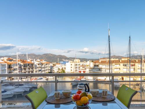 Empuriabrava Apartment | Apartment Club Nautic-24 by Interhome