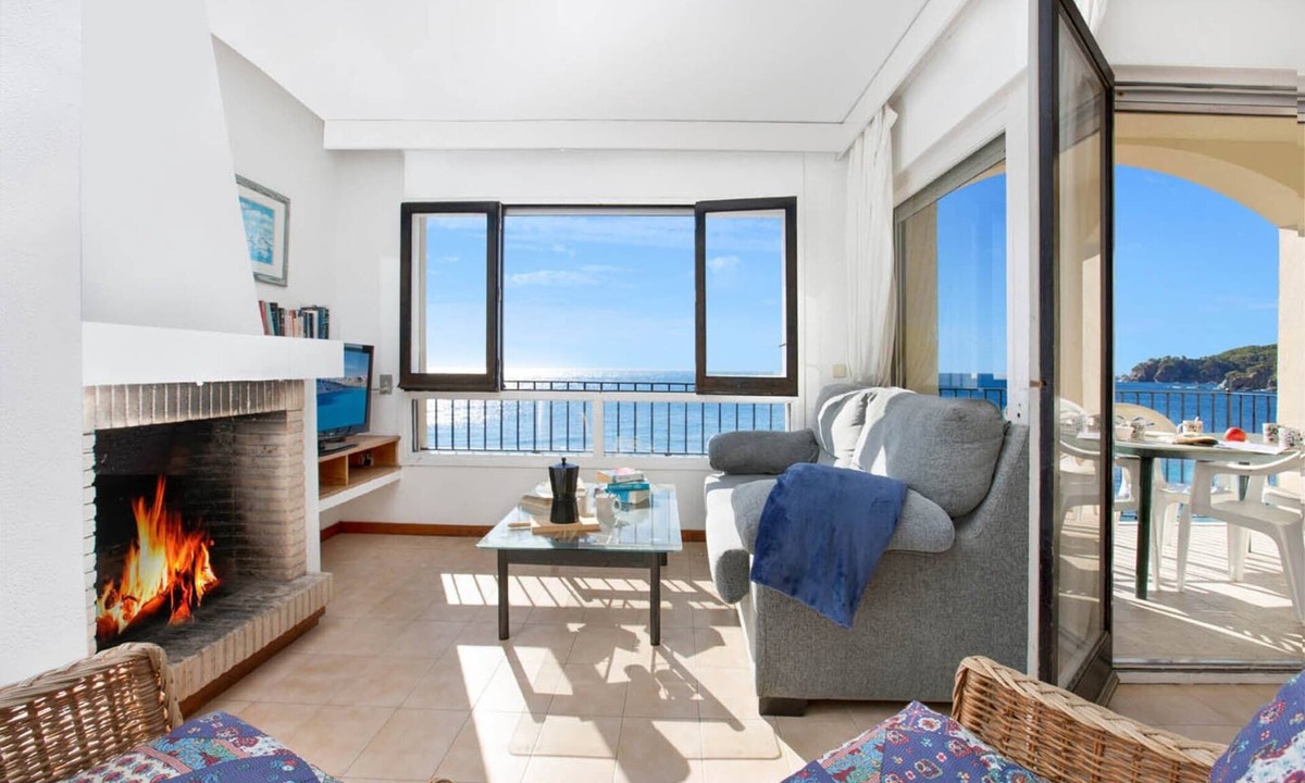 Calella de Palafrugell Apartment | Apartment for 6 people in Spain