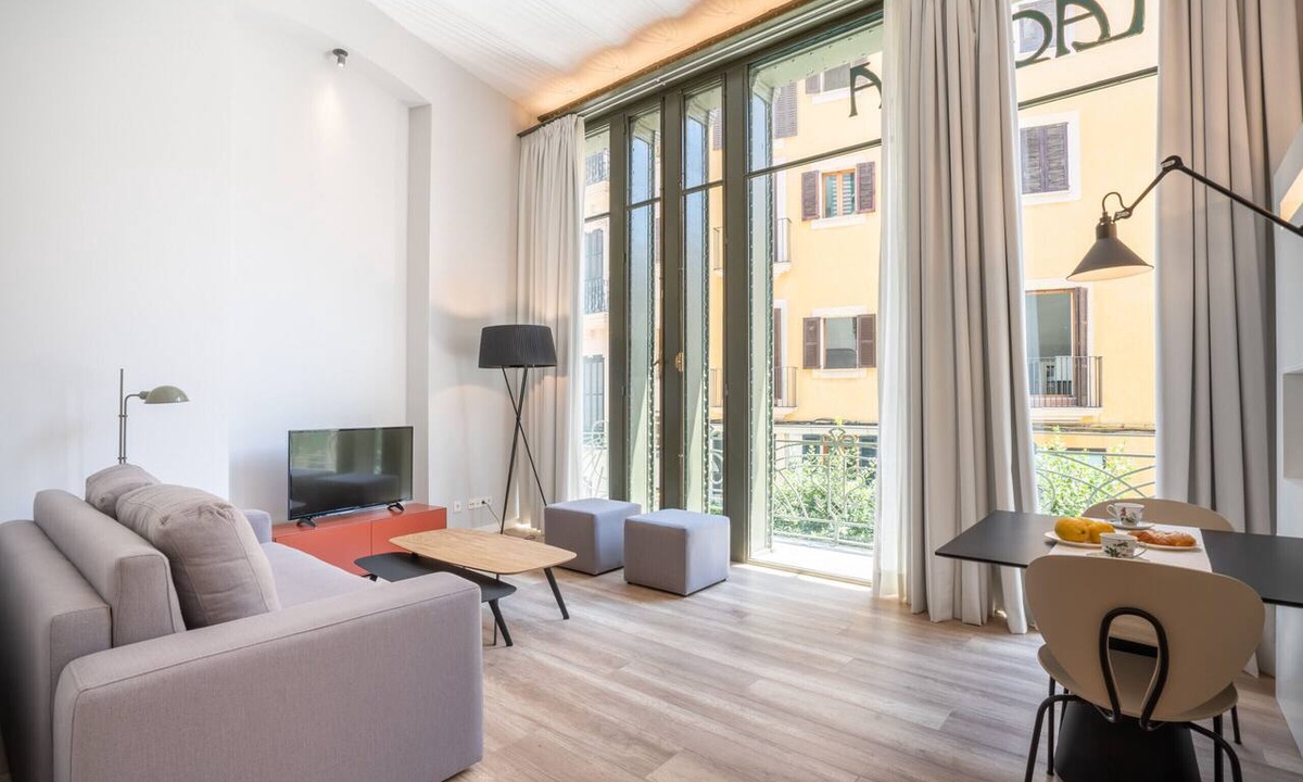 Old Town Apartment | Apartment L´Aguila 1 in the heart of Palma with Wifi, AC, Fully Equipped, Bright