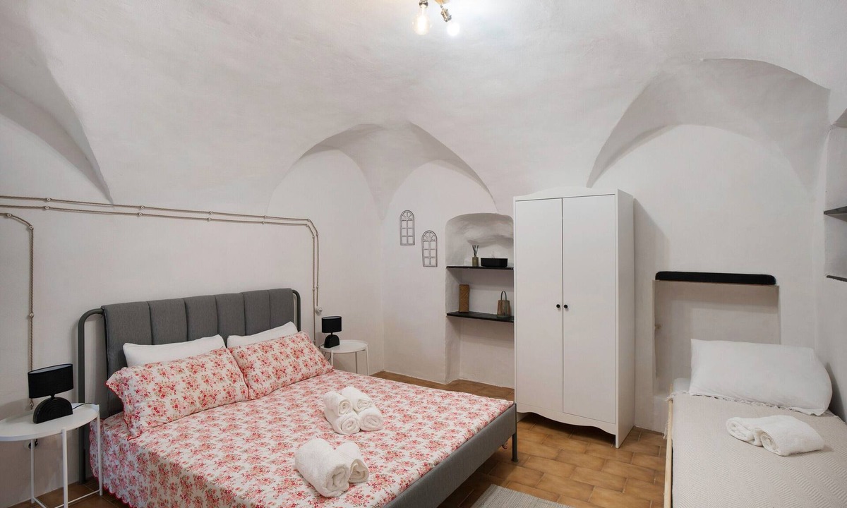 Poggi Apartment | Apartment 'L'Ulivo' with Wi-Fi