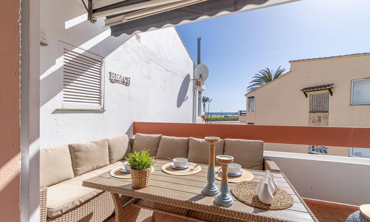 Empuriabrava Apartment | Apartment near the beach with 1 bedroom