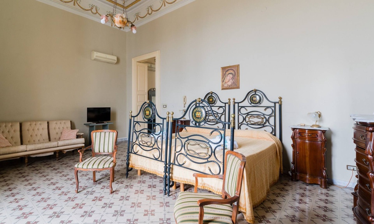 Matino Apartment | Apartment 'Residenza Antica Distilleria' with Private Terrace, Wi-Fi and Air Conditioning