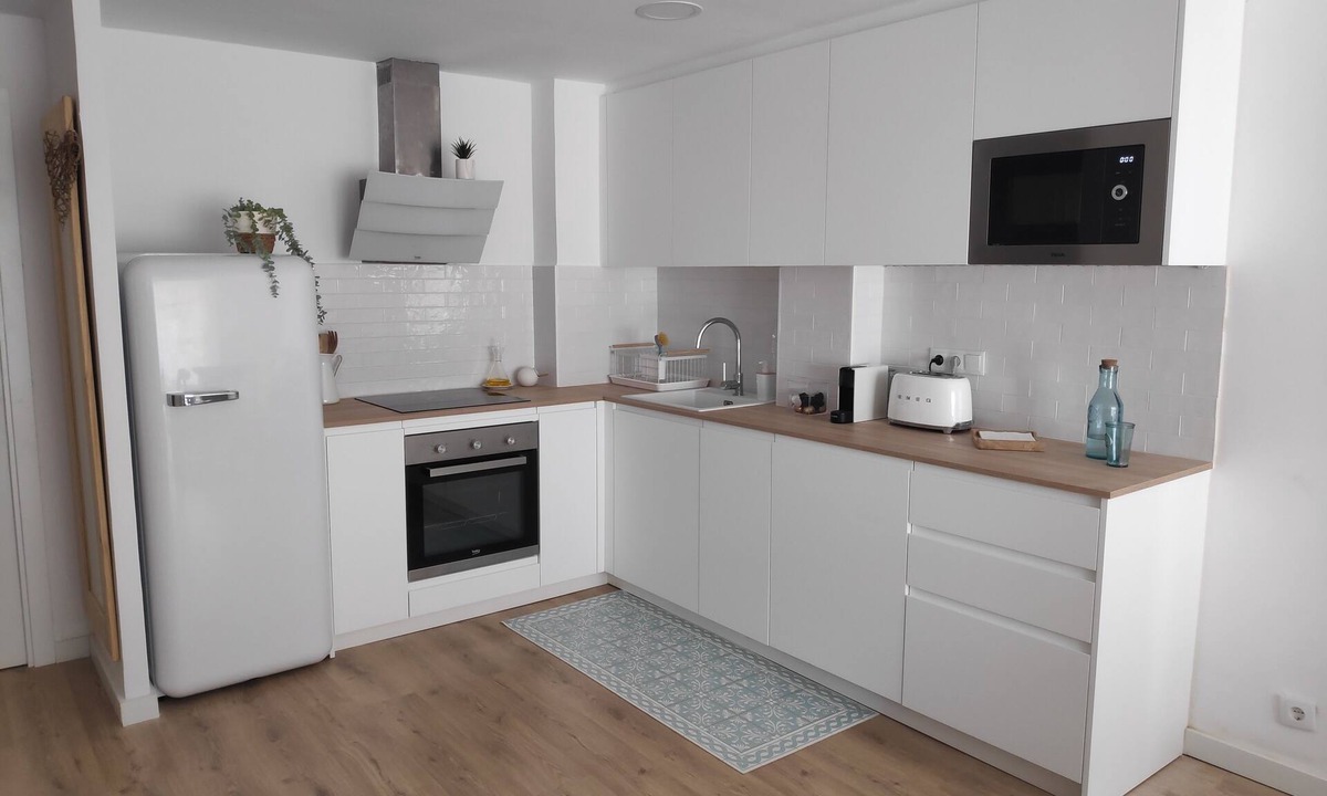 Platja d'Aro Apartment | Apartment with pool and terrace near the beach | A/C, WIFI and tennis.