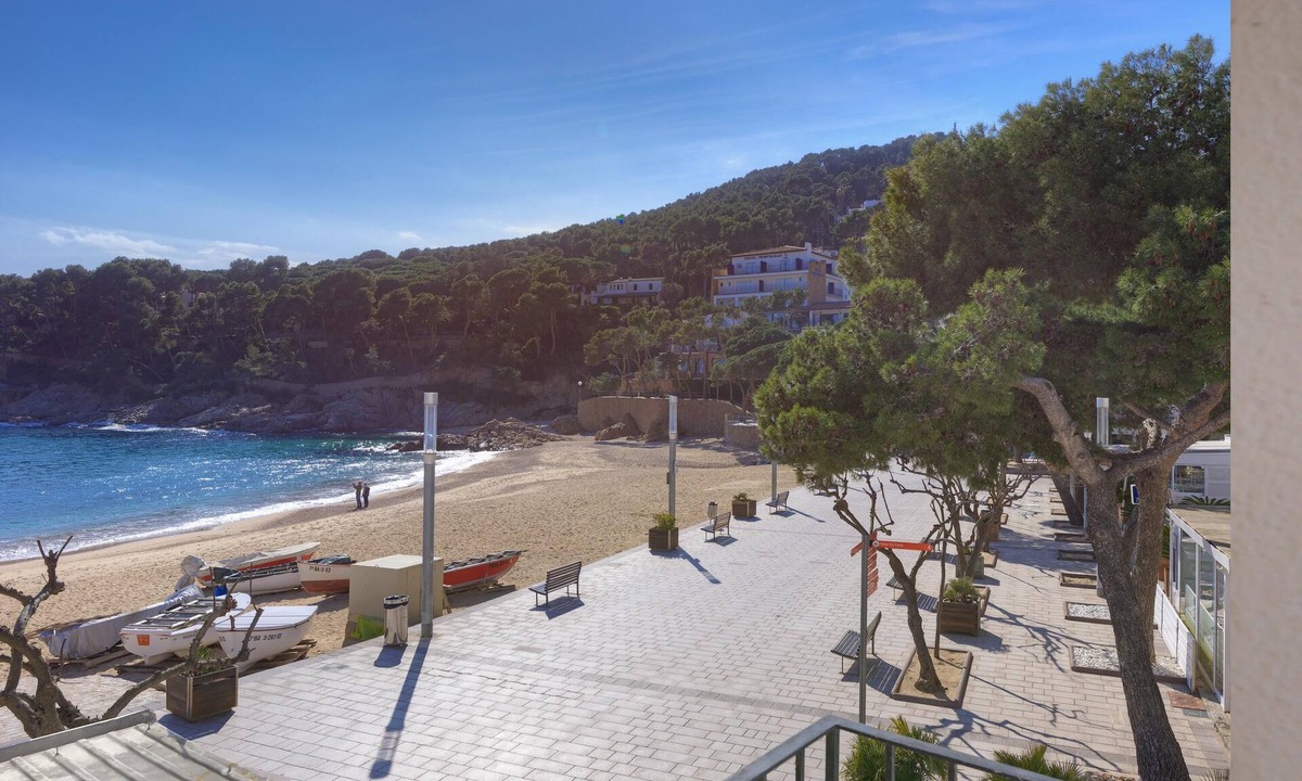 Tamariu Apartment | Apartment with sea views, very close to the beach, ideal for families