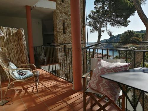 Tamariu Apartment | ApartmentsTamariu4 Unbeatable views 50m to beach