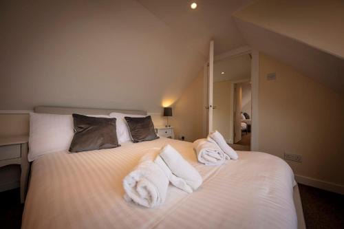 Waternish House | Ard Dhub House Your 3 Bedroom cottage retreat in Waternish
