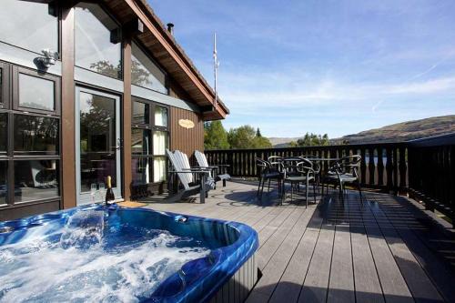 Netherton Ski Chalet | Ardeonaig Rock