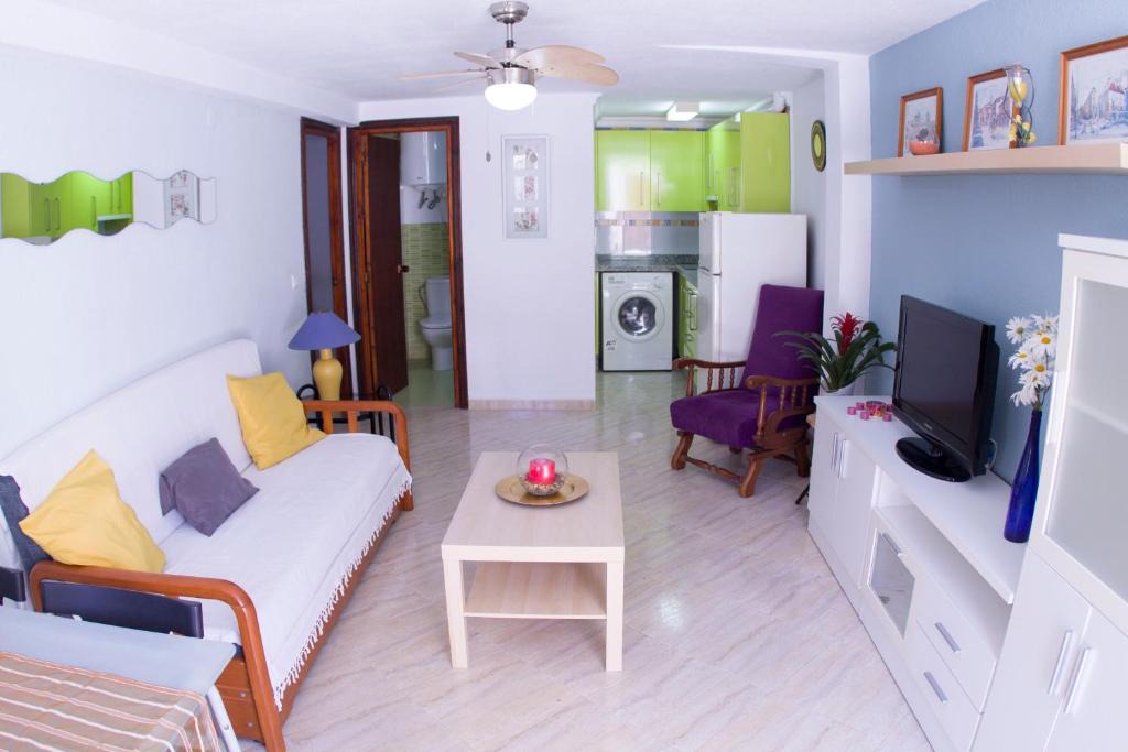 Torrox Costa Apartment | Bajo Lowcost junto al paseo Maritimo