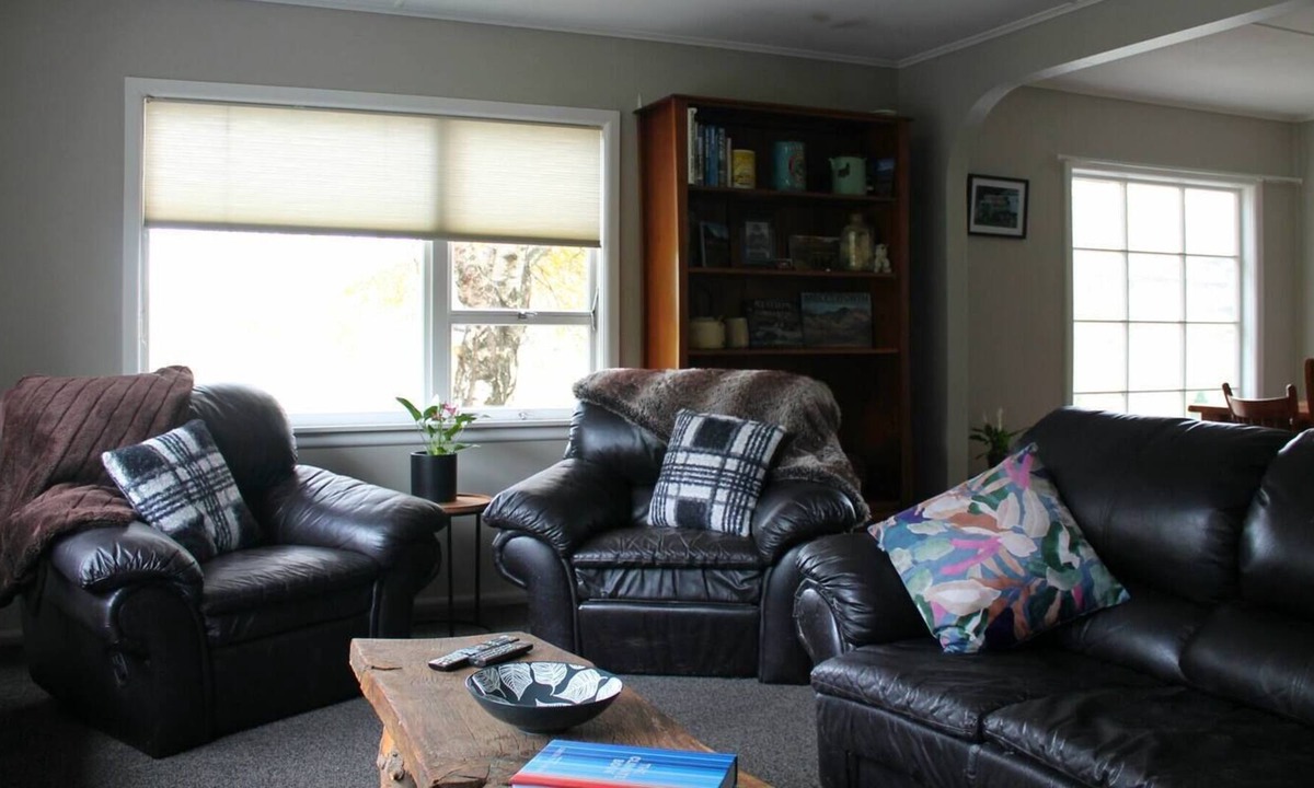 Mackenzie Country House | Bauchops Hill Station Farmstay
