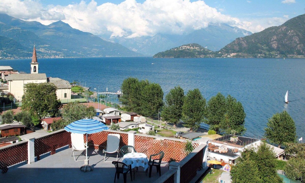 Calozzo Apartment | Beautiful apartment for 6 guests with TV and terrace