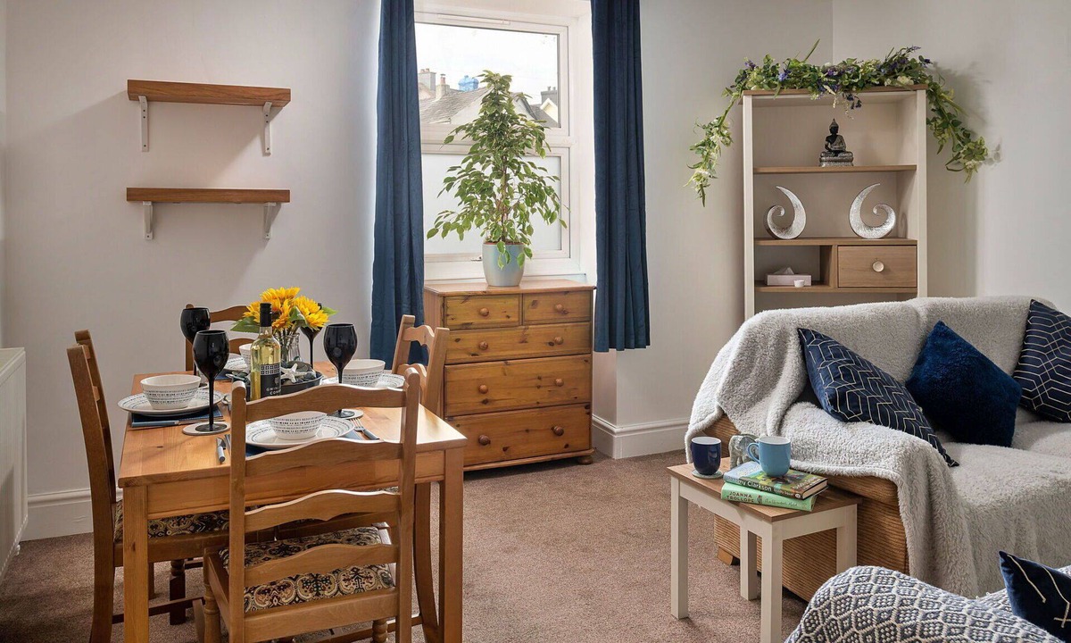 Llanberis Apartment | Beautiful apartment for 4 people with WIFI and balcony