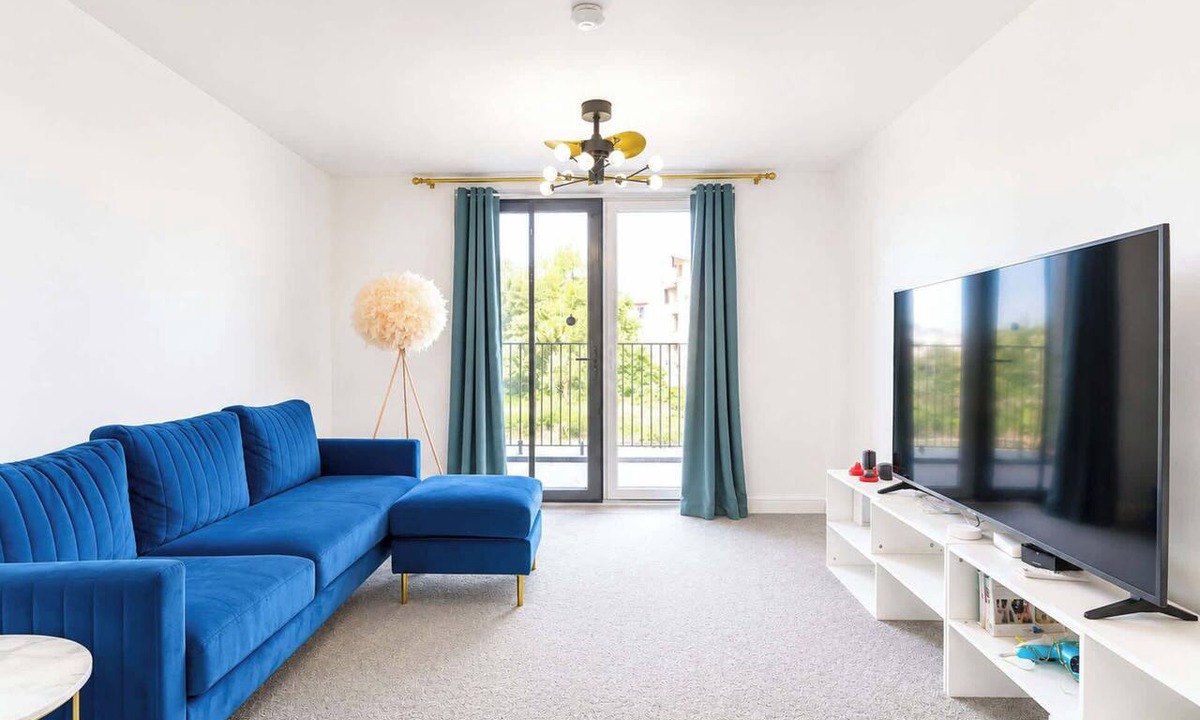 Great Baddow House | Beautiful Newbuild 5 bedroom Town House