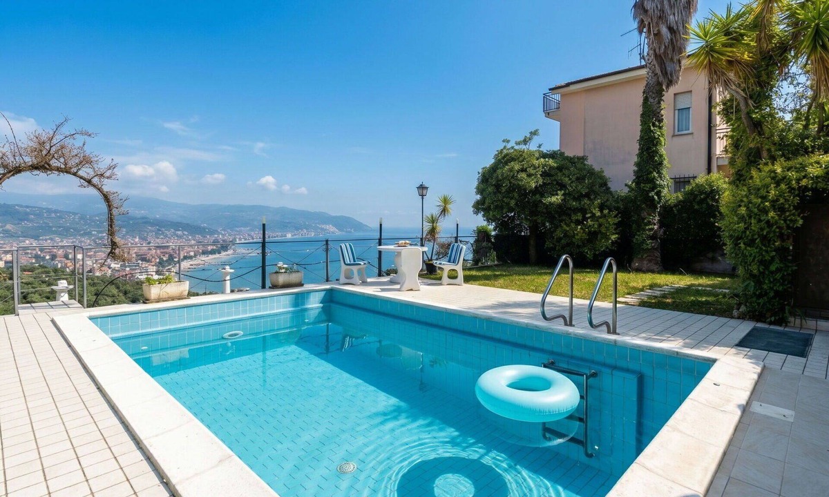 Diano Marina House | Beautiful private villa for 5 people with private pool, WIFI and terrace