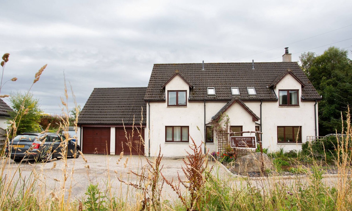 Alness House | Beechwood Lodge