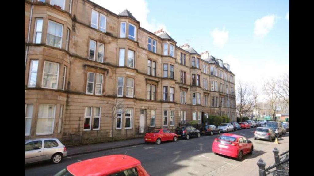 Kelvinbridge Apartment | Bentinck Street Ground Floor Apartment
