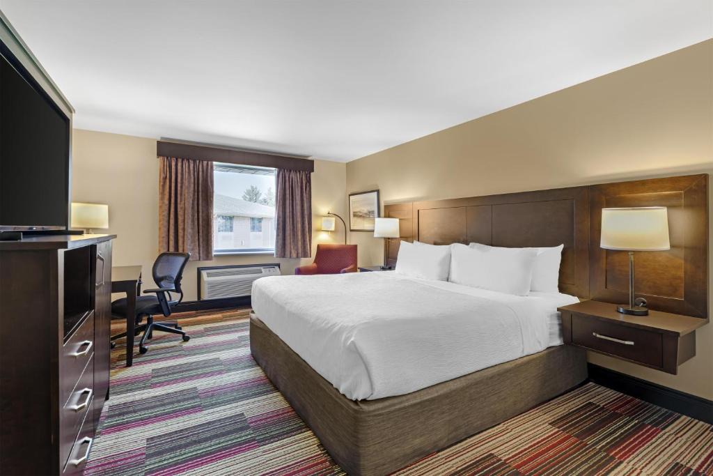 London Hotel | Best Western Plus Stoneridge Inn & Conference Centre London Ontario