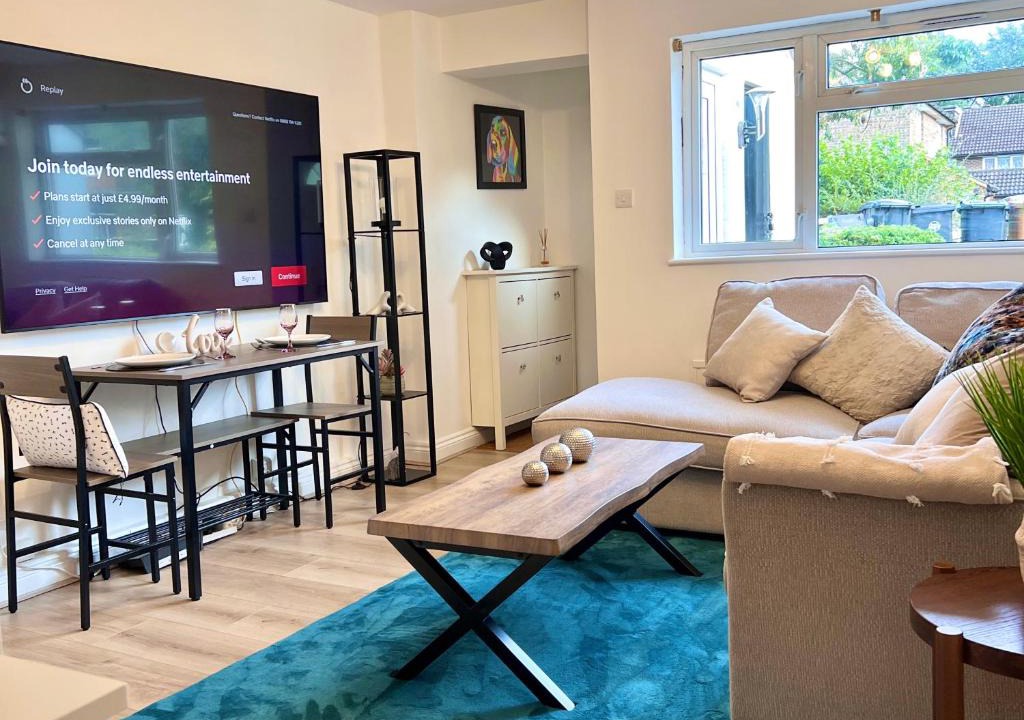 Hertford Apartment | Bibis Home - Hertford