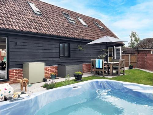 Sudbury House | Blackberry Barn by The Suffolk Cottage Collection
