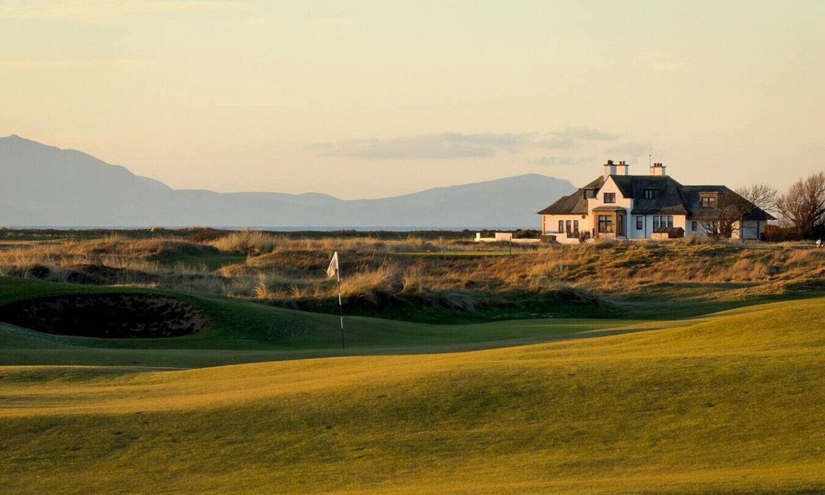 Troon House | Blackrock House – Iconic Home at Royal Troon