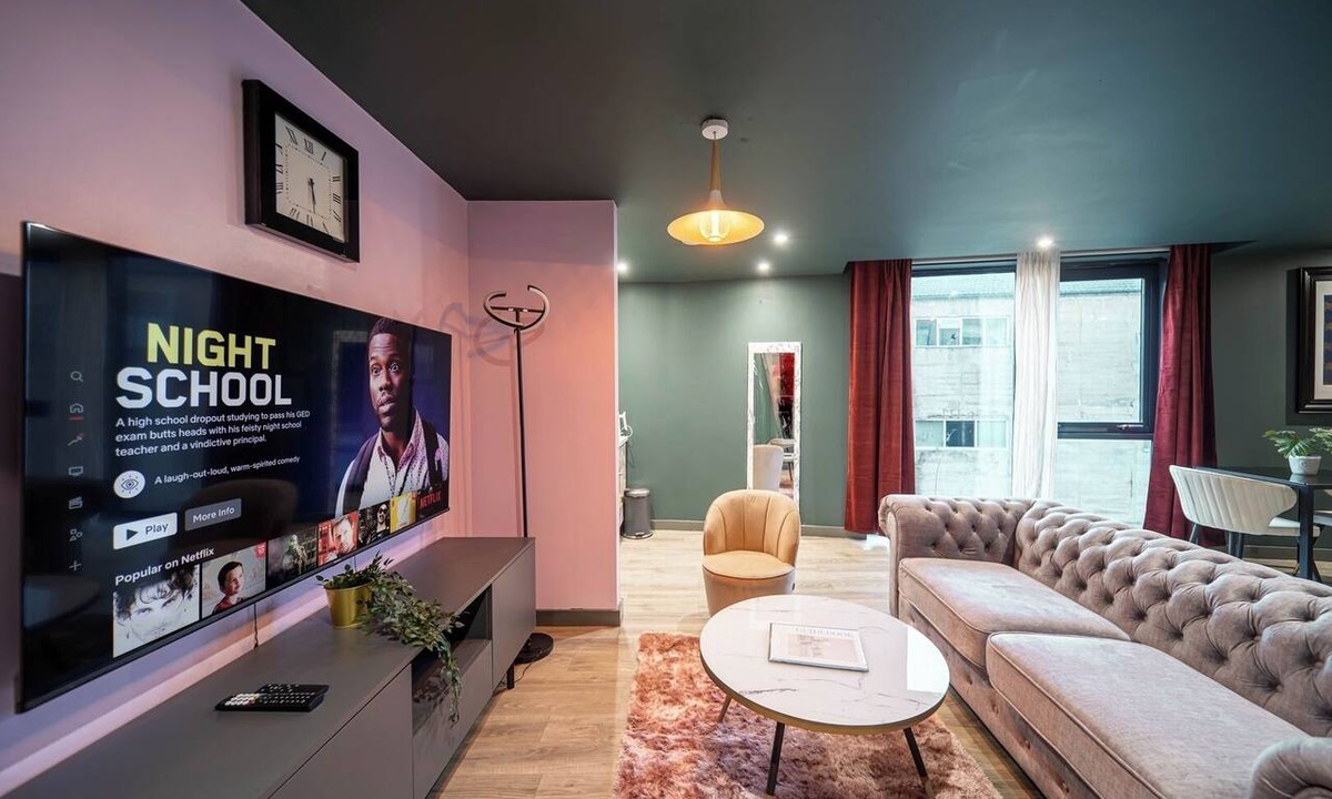 Sheffield Apartment | Boutique Studio with Designer Finishes – APT 16