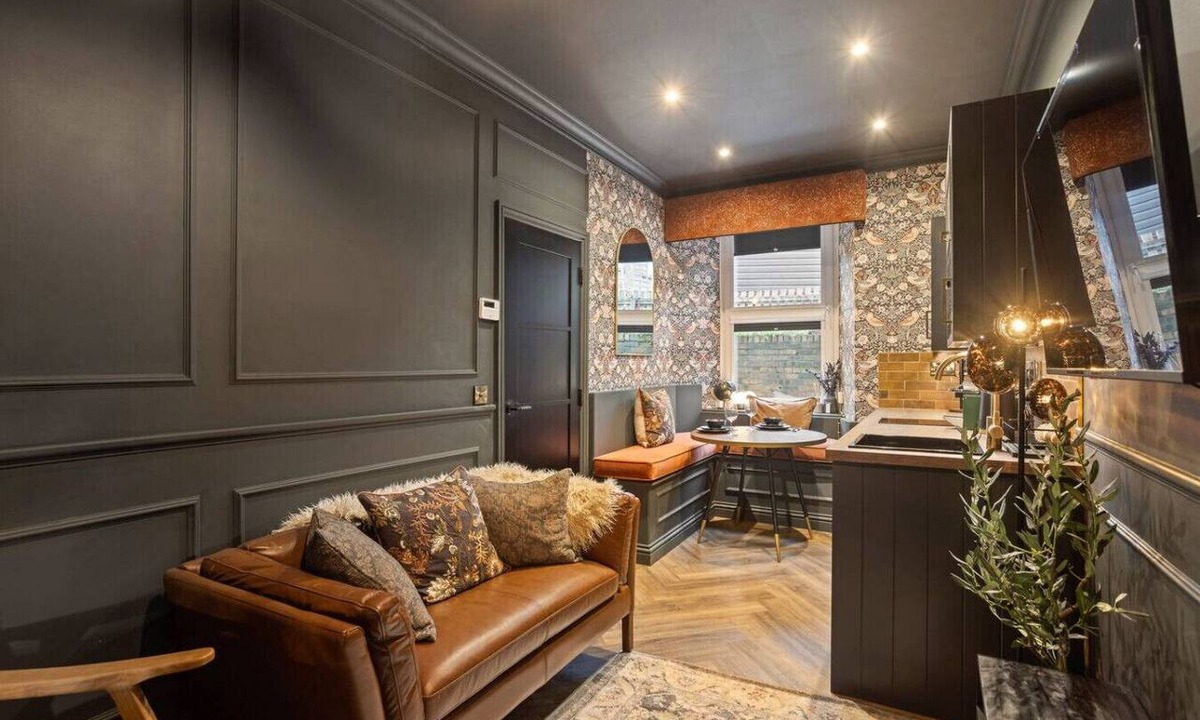 Dalavich Apartment | Boutique Studio Near Stirling | Free Parking