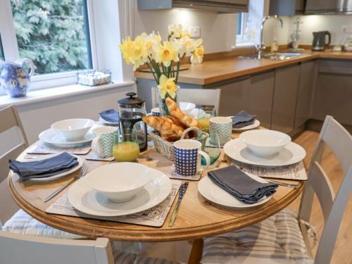 Colchester House | Bradley's Barn