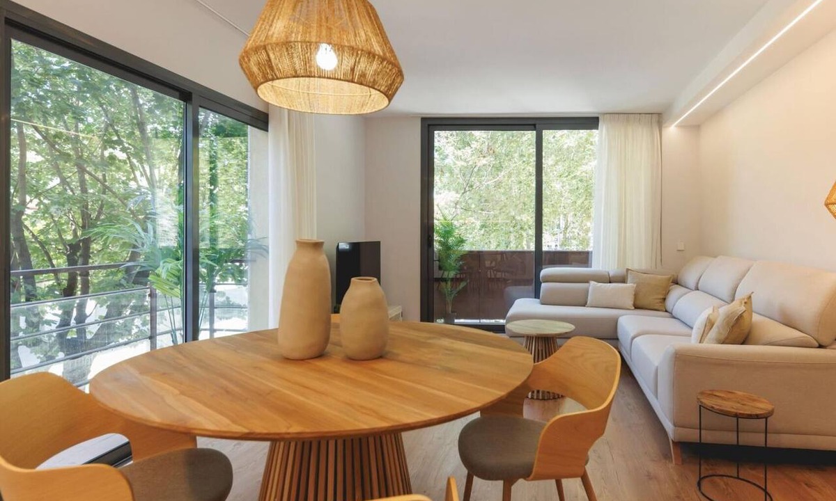 Eixample Apartment | Bravissimo Devesa, 3 bedrooms and near the parc