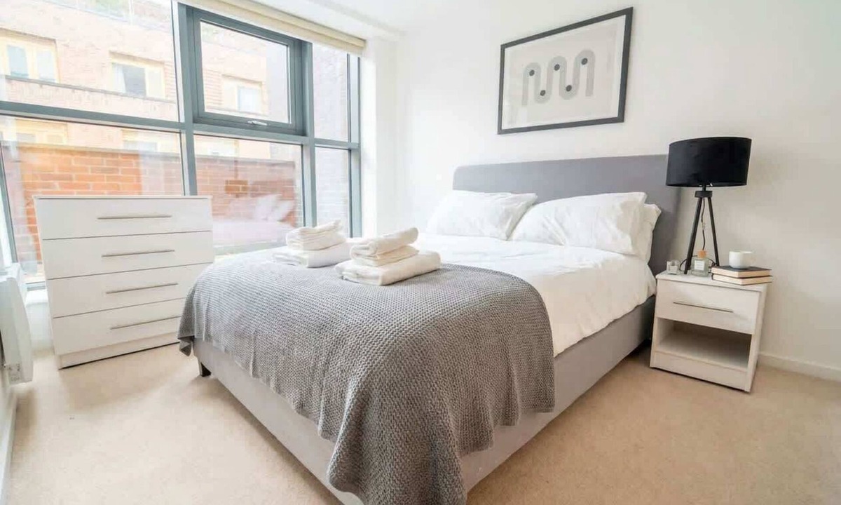 Nottingham Apartment | Bright 2 Bed Apartment in Nottingham Centre