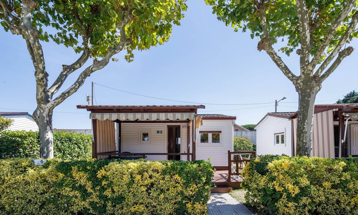 Balea House | Bungalow 'B' with Private Pool, Private Terrace and Wi-Fi