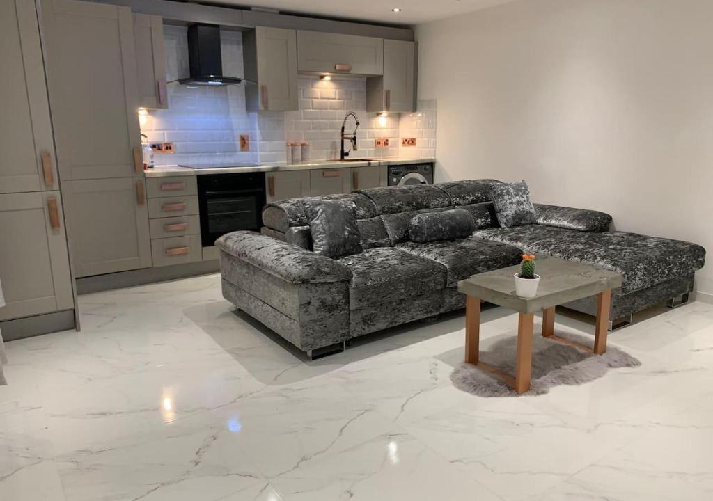 Bury St Edmunds Apartment | Bury St Edmunds - Apartment - Sleeps 2 - Parking