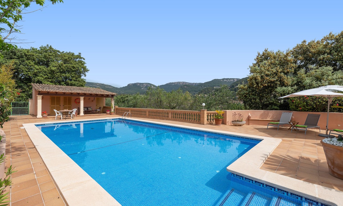 Esporles Villa | C'AN PIERES - Beautiful townhouse with private pool and free wifi