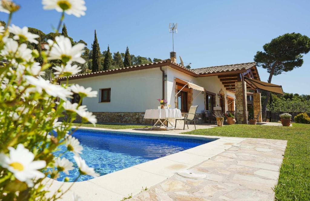 Vall-Llobrega Villa | Cal Nano (Casa Rural)