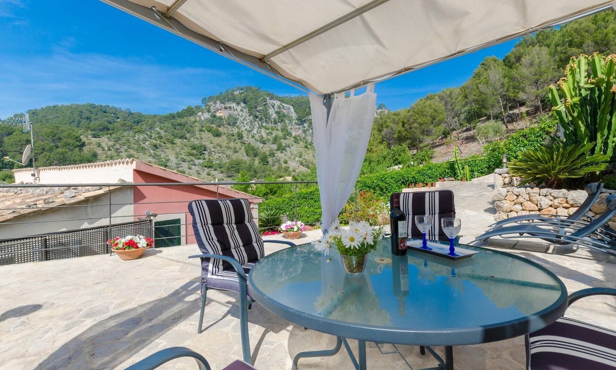 Caimari Ski Chalet | Cal Tio - House In Caimari. Free Wifi