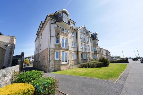 Saltcoats Apartment | Caledonia by the Sea