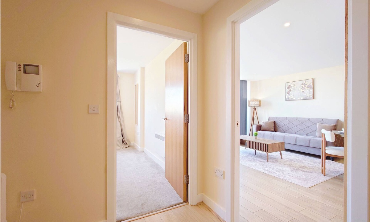 Newham Apartment | Capital Stay - Two Bed Apartments Near Lcy