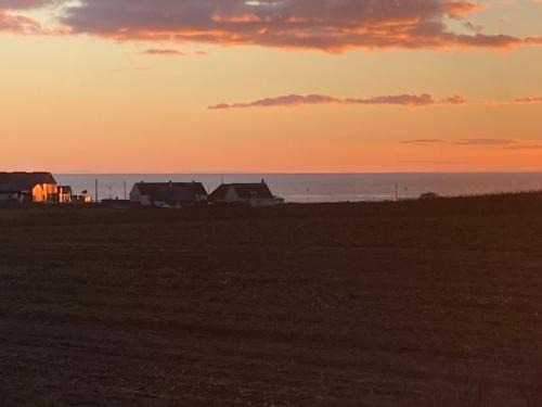 Girvan House | Carnoustie 24 - Turnberry Holiday Park - short walk to beach