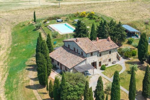 Castiglione d'Orcia Villa | Casale Santa Francesca by PosarelliVillas