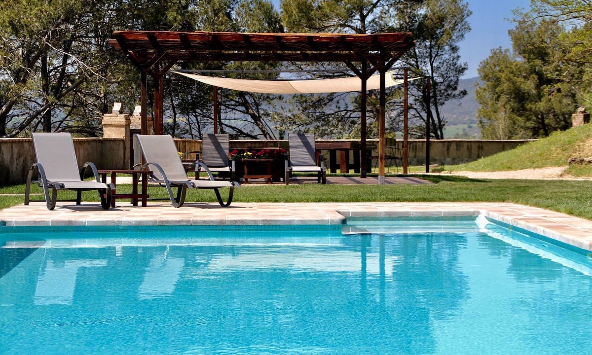 La Torre de Claramunt Apartment | Castle Apartment for 3-4 people with terrace