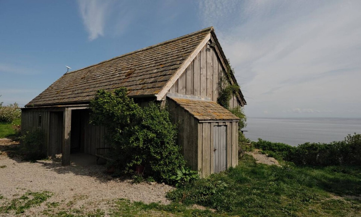 Tain Cottage | Castle Cottage with panoramic coastal views