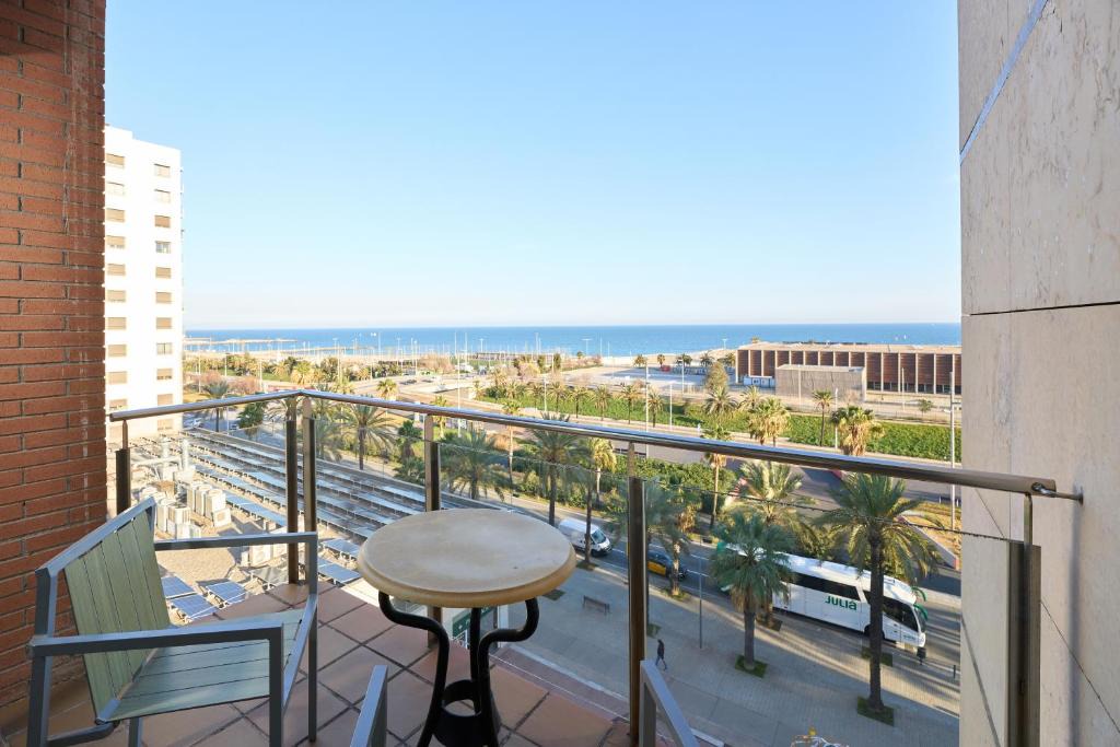 Diagonal Mar i el Front Maritim del Poblenou Hotel | Catalonia Barcelona Beach