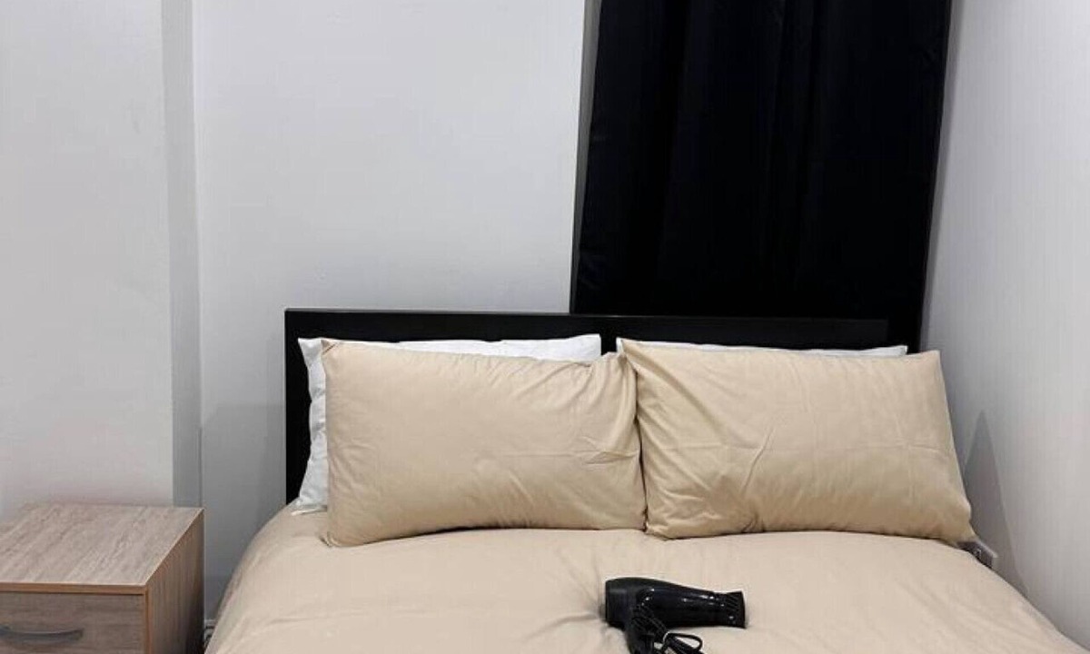 Cathedrals House | Central London Room close to London bridge and Borough market
