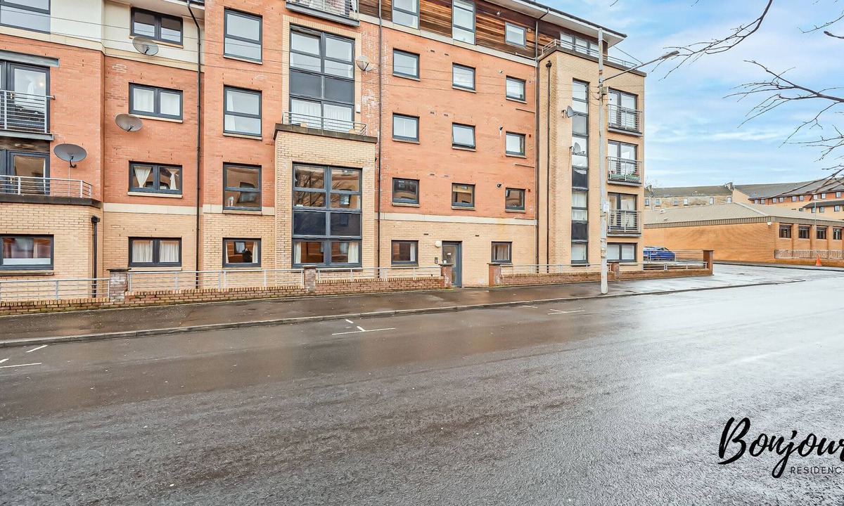 Finnieston Apartment | ★ CENTRAL & STYLISH ★ Kelvingrove Park, West End ★ FREE Parking ★
