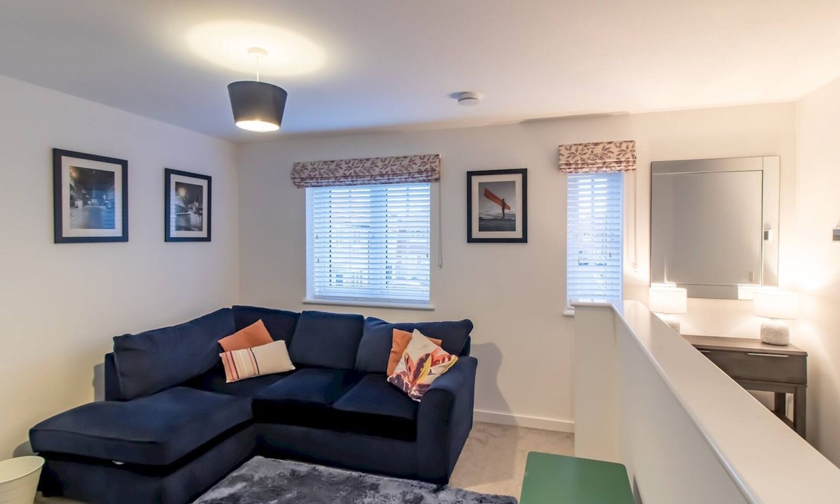 Blyth House | Charming Coastal Retreat – 1-Bedroom Flat in Blyth - Pass the Keys