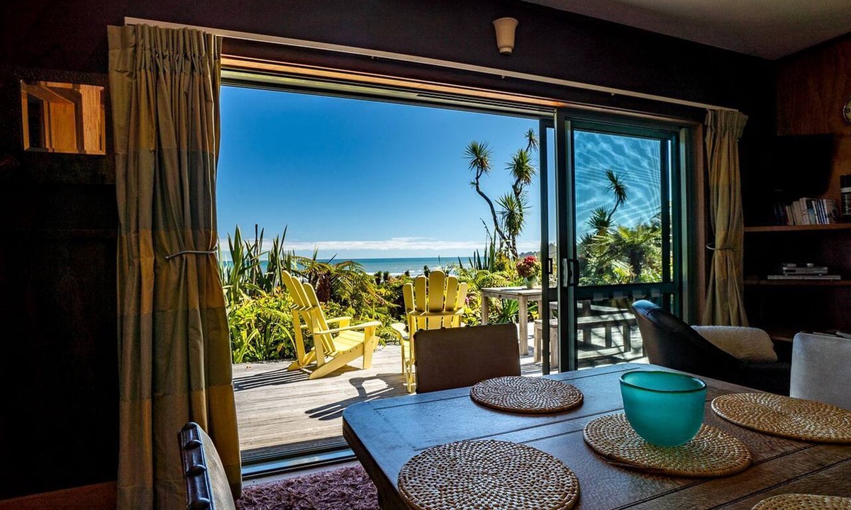 Punakaiki House | Charming Cottage Accommodation with Panoramic Sea View on West Coast, New Zealand