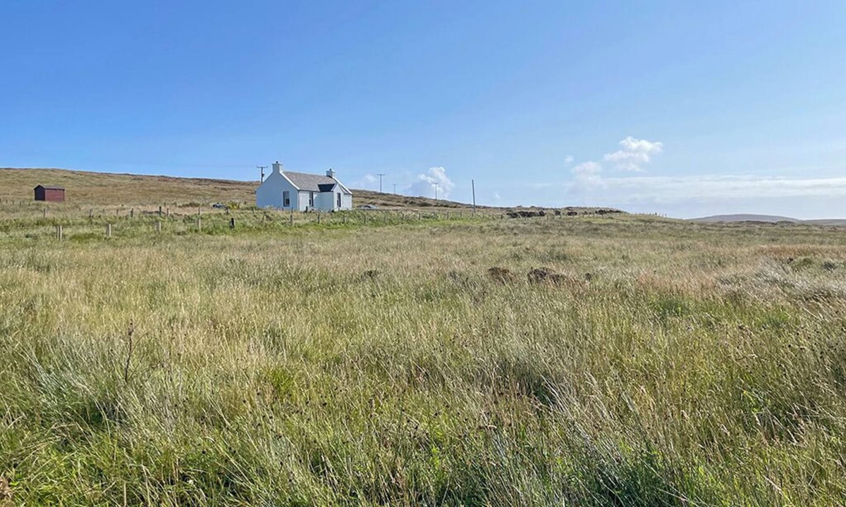 Port Ellen Cottage | Charming self-catering Islay holiday cottage in a rural location