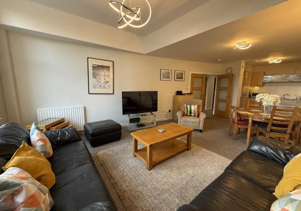 City Centre Glasgow Apartment | Chrysalis Apartment by Principal Apartments