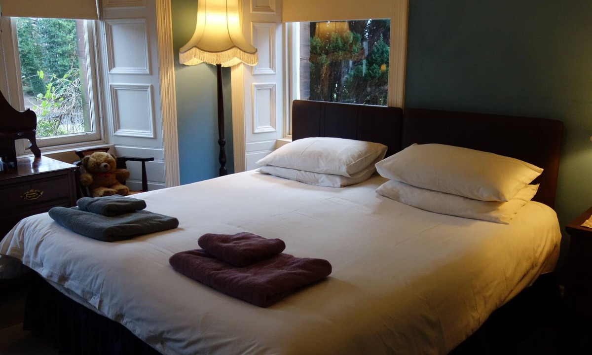 Glasgow Bed & Breakfast | Claremont House B&B