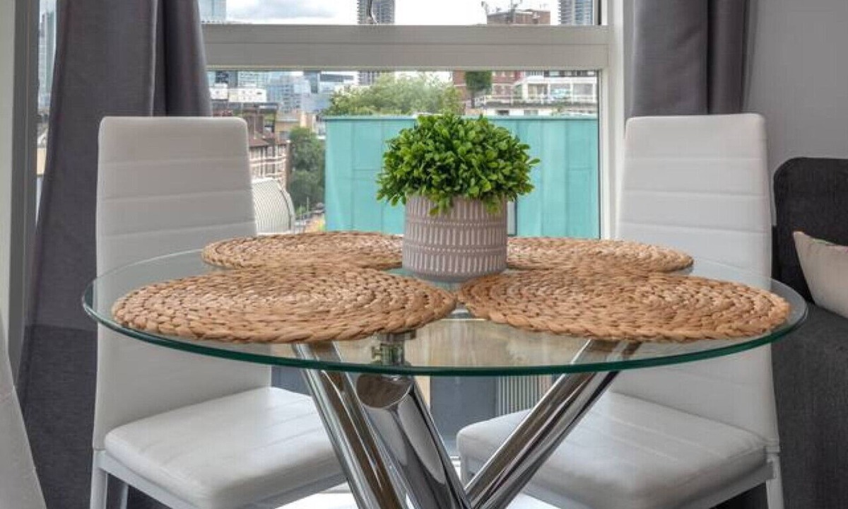 Bunhill Apartment | Clerkenwell Flat Near Old Street Pet Friendly